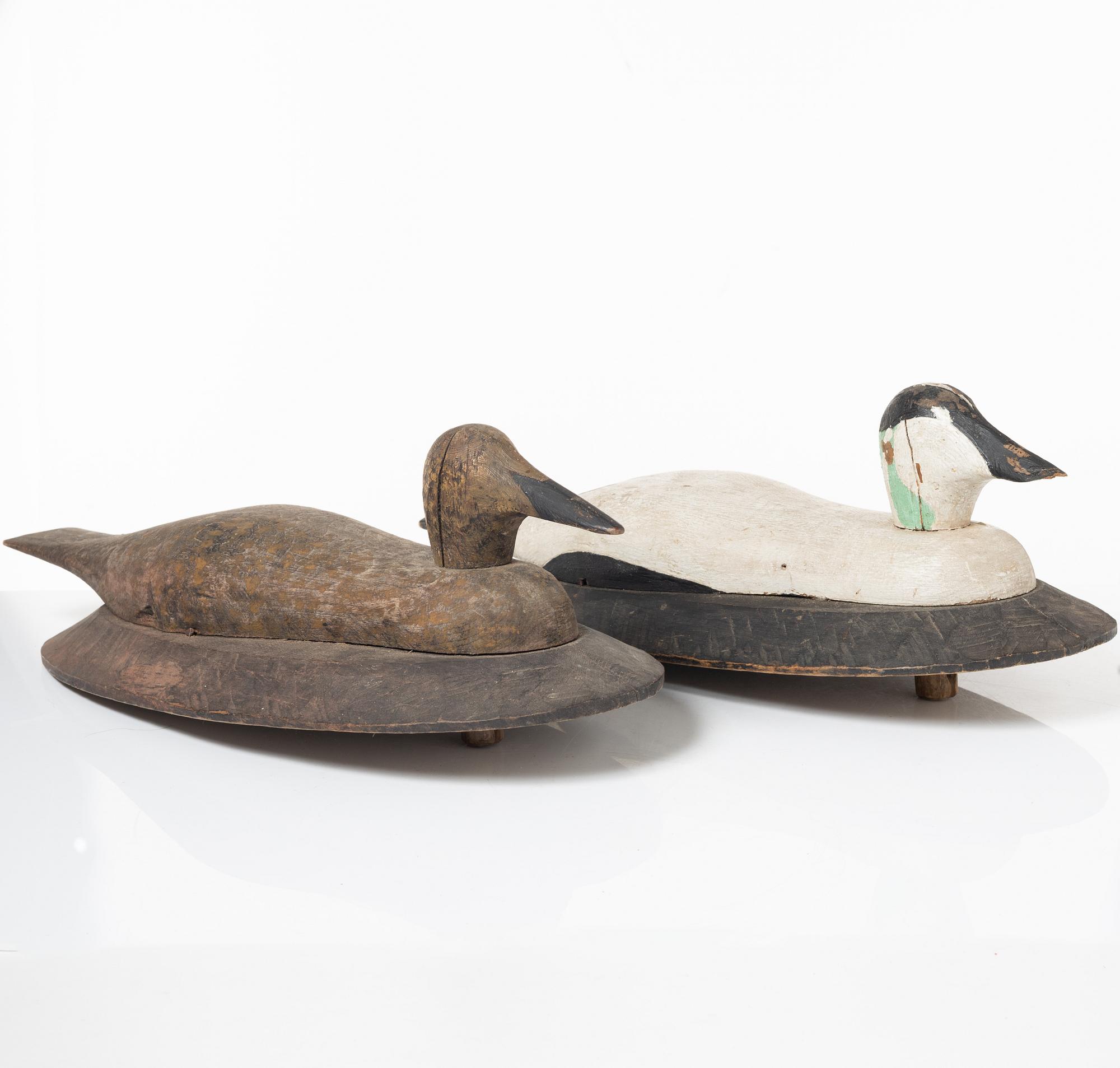 Two carved and painted duch decoys, circa 1900.