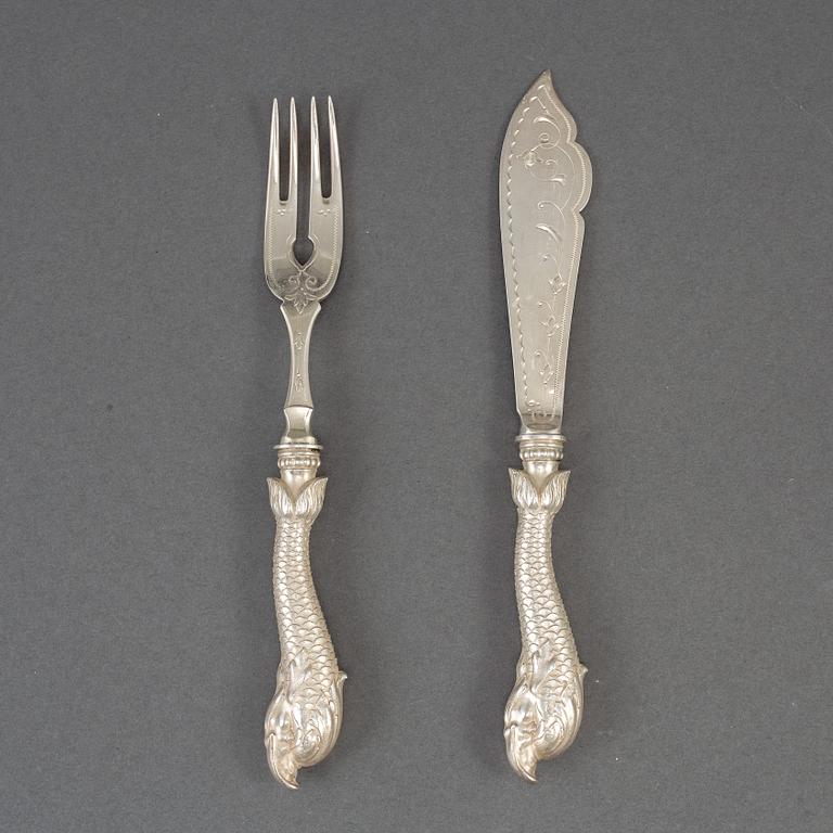 A set of 24 piece silver fish-cutlery, possibly Russia late 19th century.