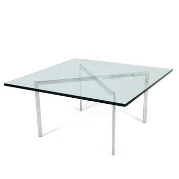 LUDWIG MIES VAN DER ROHE, 1965 'Barcelona' coffee table for Knoll.