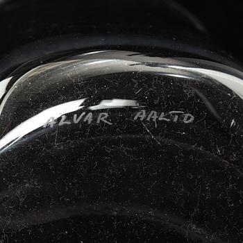 Alvar Aalto, vaser, 3 st och skål "Savoy", glas, samt fat och ljuslykta, Iittala.