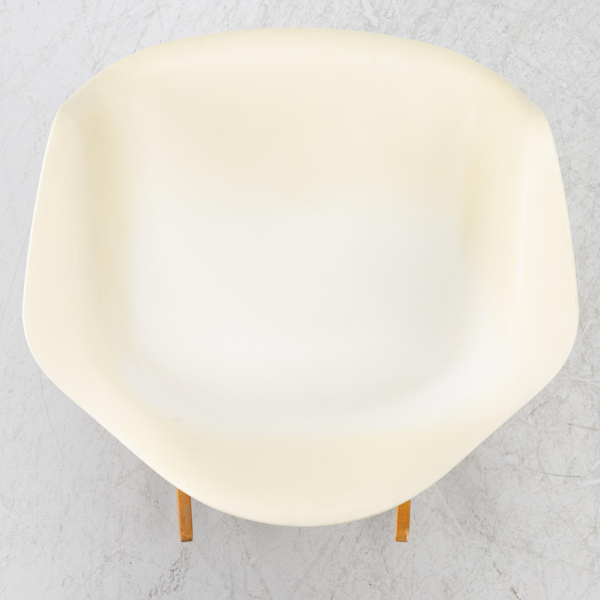 Charles & Ray Eames, Rocking chair, 'Plastic Armchair RAR, Vitra.