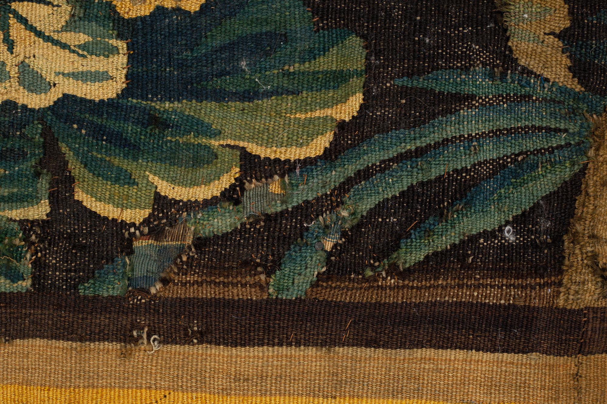 Vävd tapet, "Verdure", gobelängteknik, "entre-fenêtre", ca 314 x 109, cm, Aubusson omkring 1700-1700-talets förra hälft.