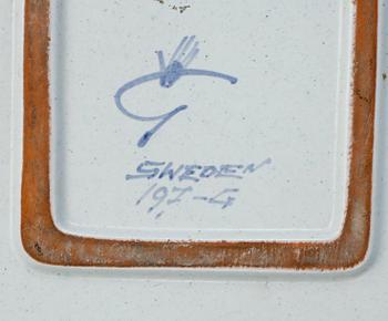 FAT, 2 stycken, Stig Lindberg, Gustavsberg studio, "Karneval", fajans. I produktion 1958-1962.