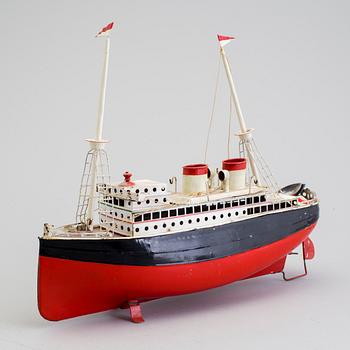 A tinplate Fleischmann steam liner, Germany, 1930/40s.