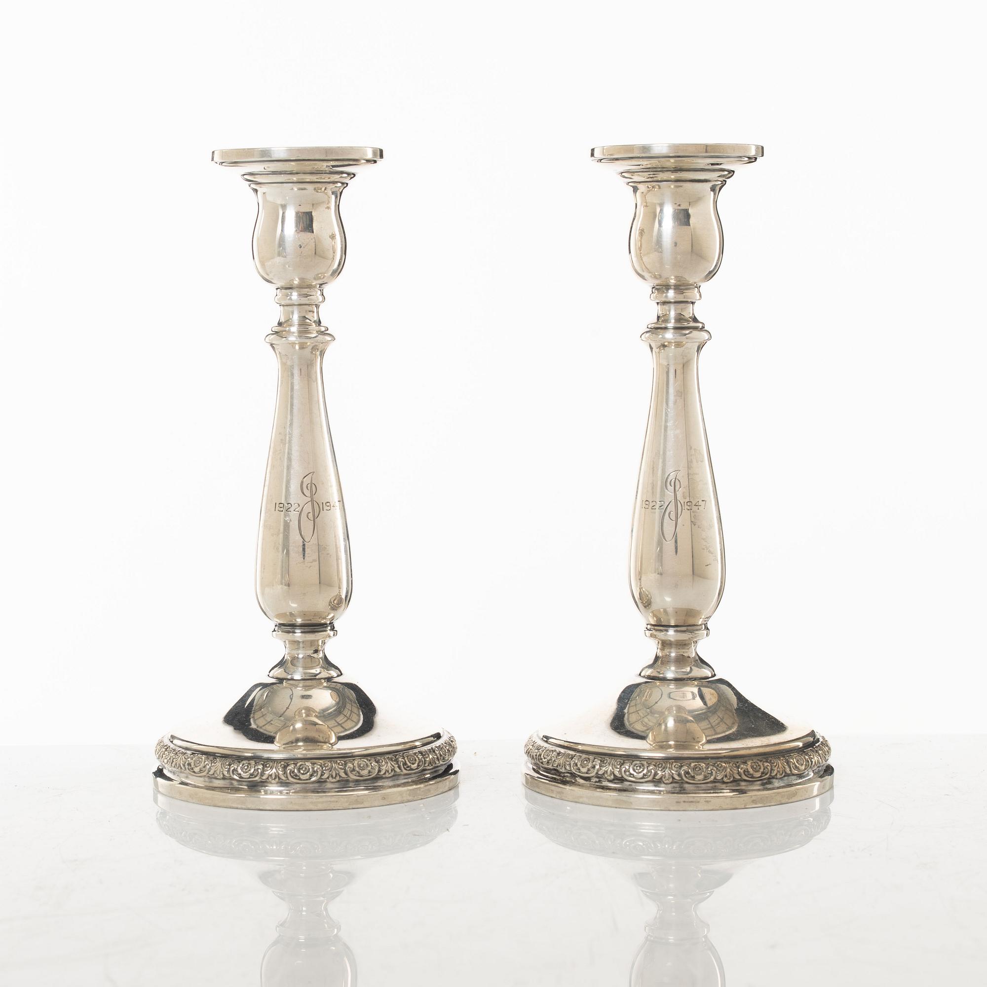 A pair of silver candelsticks, 'Prelude', International Sterling, USA, 1947.