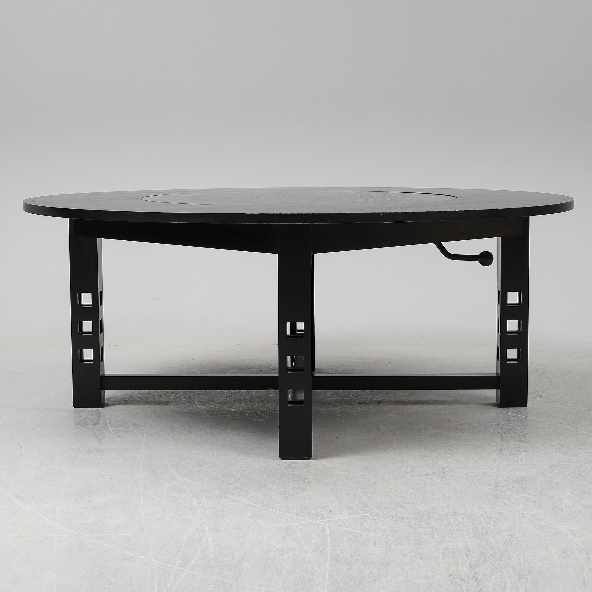 CHARLES RENNIE MACKINTOSH, bord, Cassina, Italien.