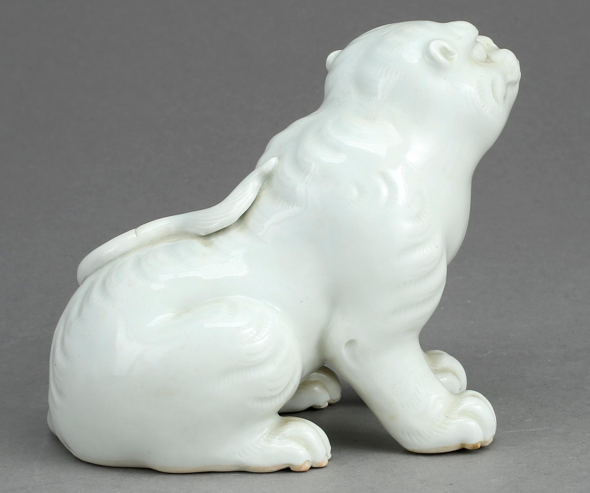 FIGURIN, porslin, blanc de chine, Kina, 1900-tal.
