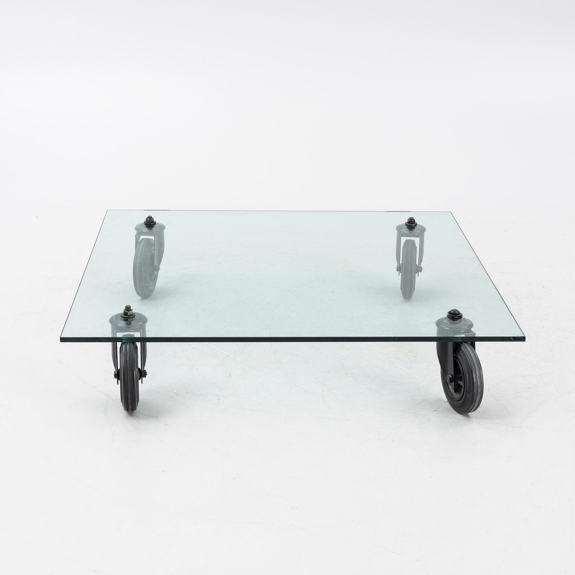 Gae Aulenti, Coffee table, “Tavolo con Ruote”, Fontana Arte, Italy, late 20th/early 21st century.