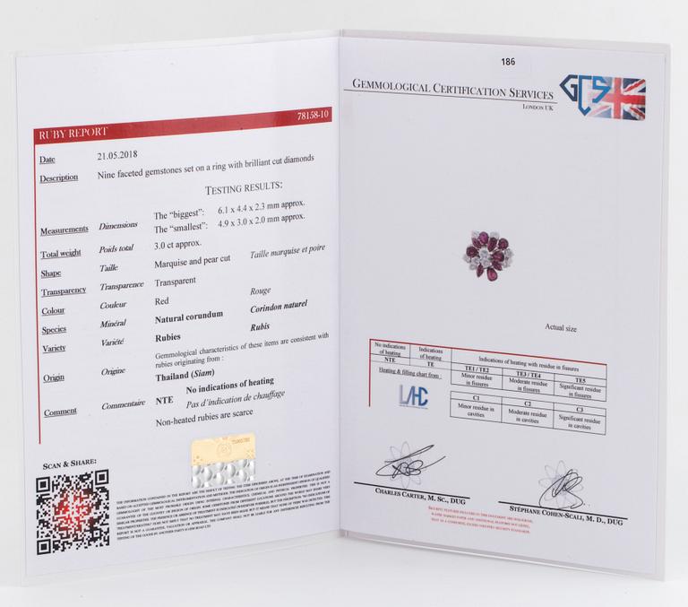 COCKTAILRING, med rubiner och briljantslipade diamanter. Med certifikat.