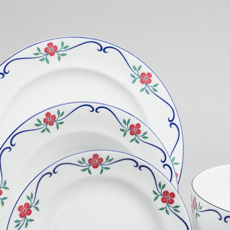 SERVISDELAR, delar 43, porslin, "Sundborn", Pia Rönndahl, Rörstrand.