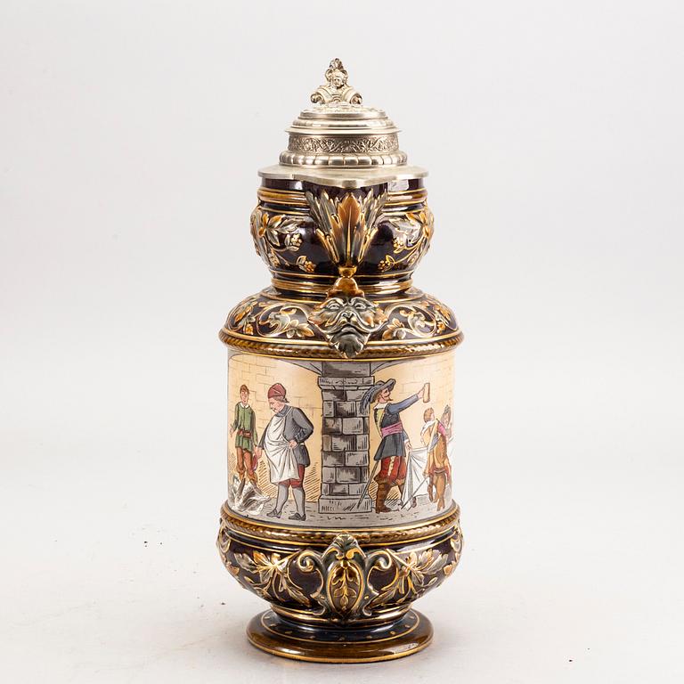 A Rörstrand majolica jug around 1900.