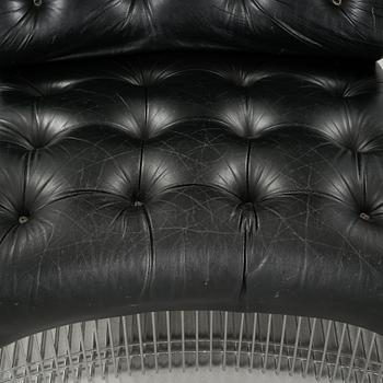 three "Pantonova Chairs".