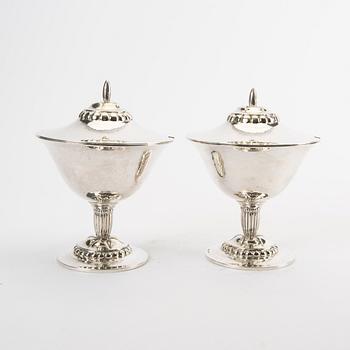 A 20th century pair of sivler suger bowls mark of CF Carlman Stockholm 1917 total weight 570 grams.