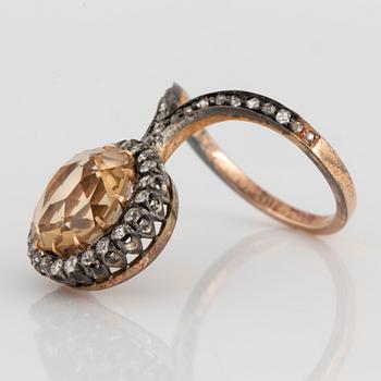 Fedor Lorie ring 14K guld och silver med en fasettslipad citrin.