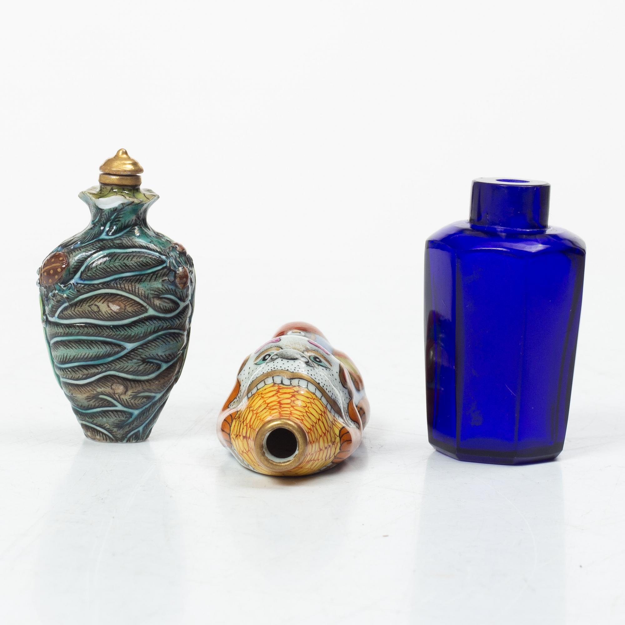 Snusflaskor, 6 st, porslin och glas, Kina, 1900-tal.