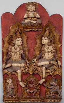 RELIEF, målat trä, Bali omkring 1900.