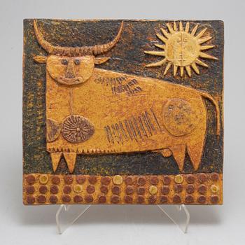 STIG LINDBERG, a signed stoneware wall plaque.