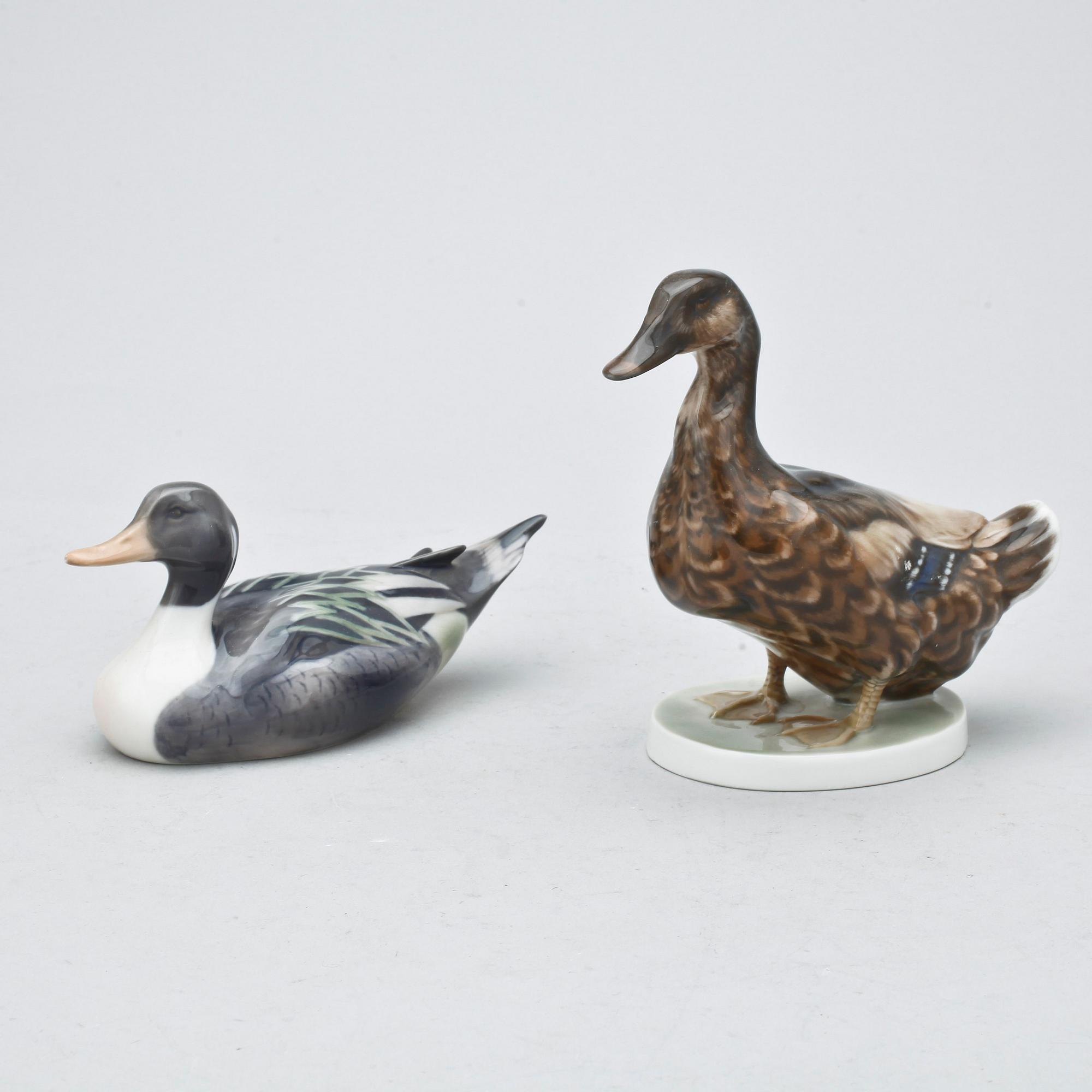 FIGURINER, 2 st, porslin, Royal Copenhagen resp Rosenthal, 1900-talets andra hälft.