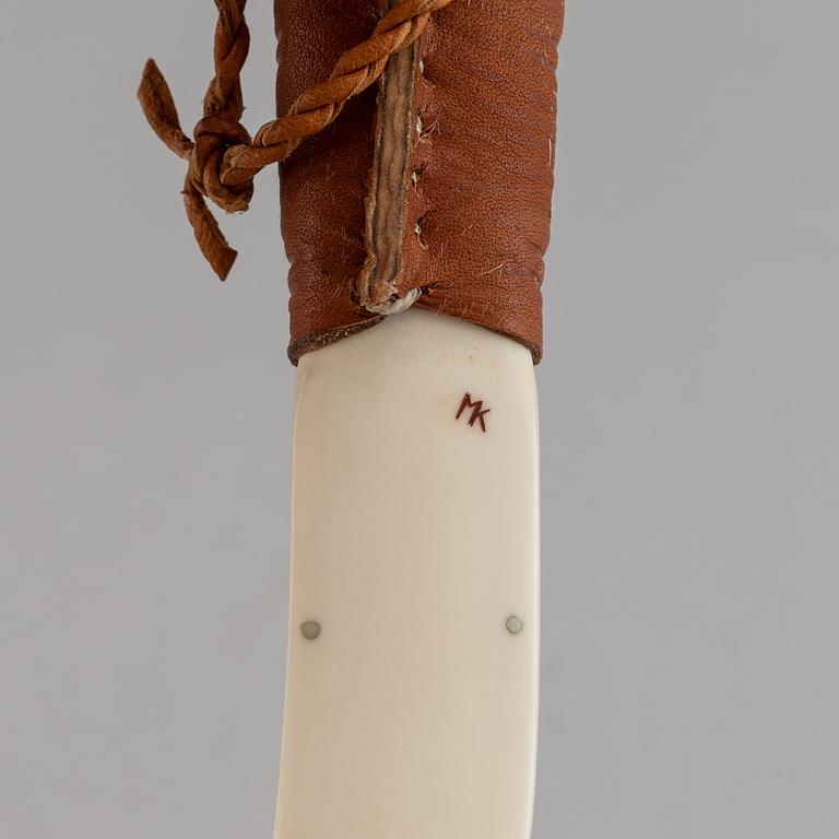 A Sami reindeer horn knife, signed MK for Martin Kourak.