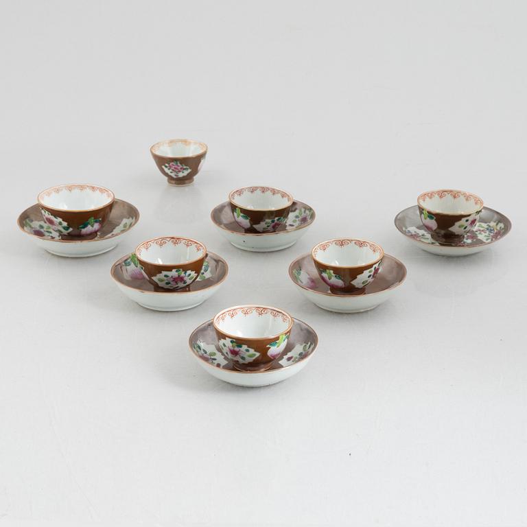 Six café au lait cups with sauces, China, Qianlong (1736-95).