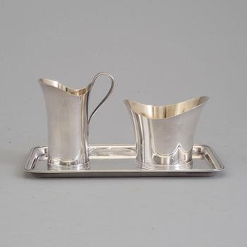 GAB, a silver creamer and sugarbowl with tray, Stockholm, 1961.