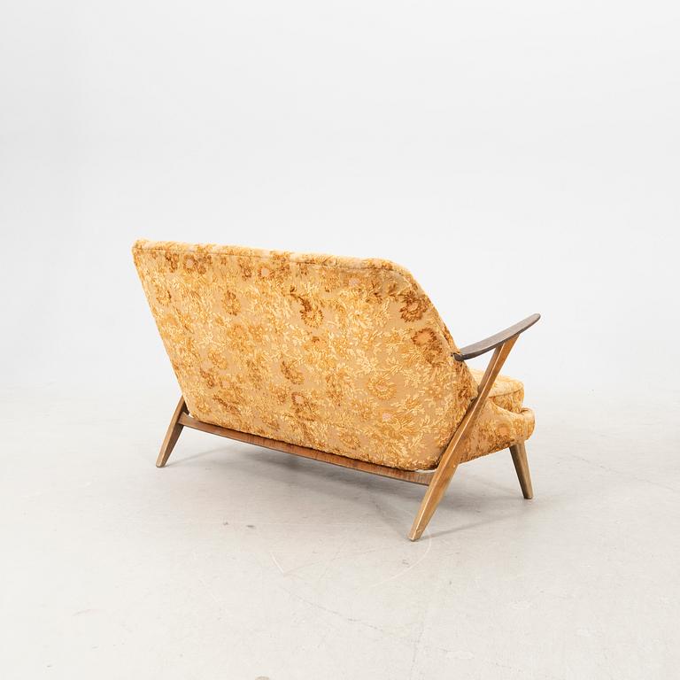 Svante Skogh, soffa, Förenade Möbelfabrikerna, Linköping, 1900-talets mitt.