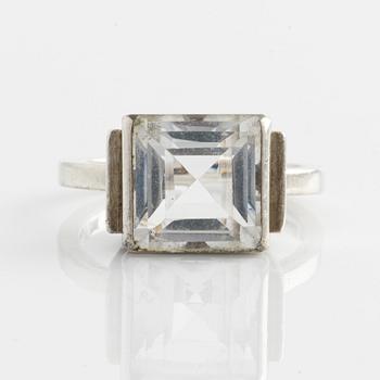Wiwen Nilsson, ring, silver med bergkristall.