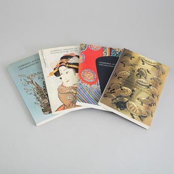 Auction catalogues, Japanese works of arts (12 books).