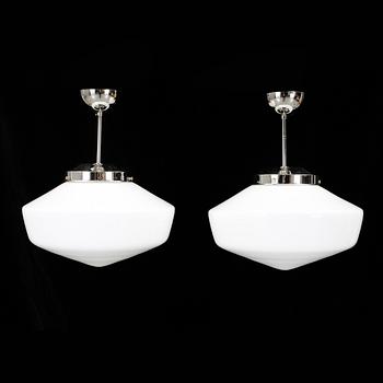 TAKLAMPOR, ett par, Pukebergs glasbruk, 1920-tal. Höjd 40 cm.