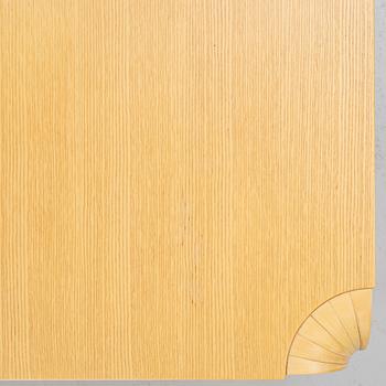 Alvar Aalto, soffbord, modell MX800B, Artek Finland.