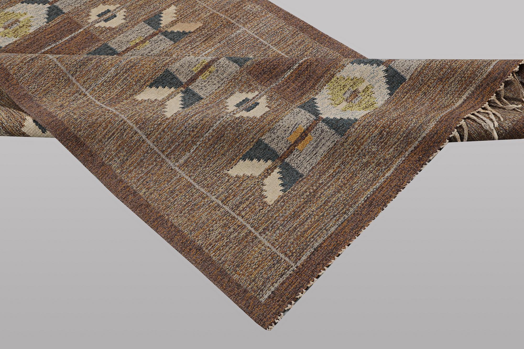 ingegerd silow, a flat weave carpet, signed IS, ca 202 x 133 cm.