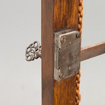 VITRINSKÅP, 1930/-40-tal.