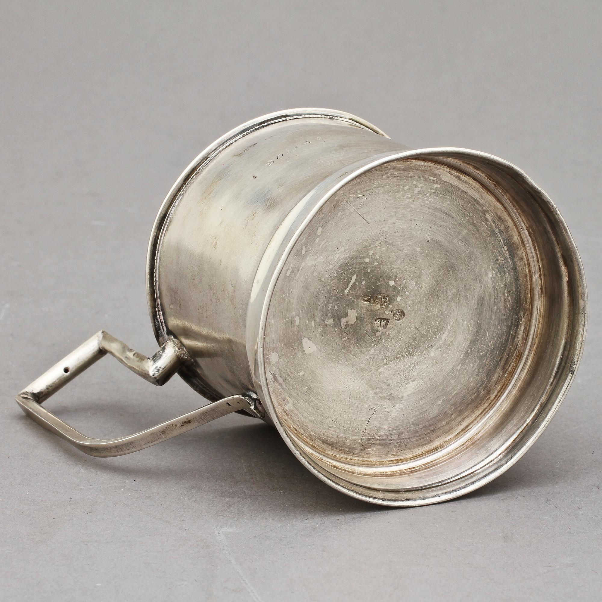 TEGLASHÅLLARE, silver, Ryssland, före 1908. Vikt 80 g.
