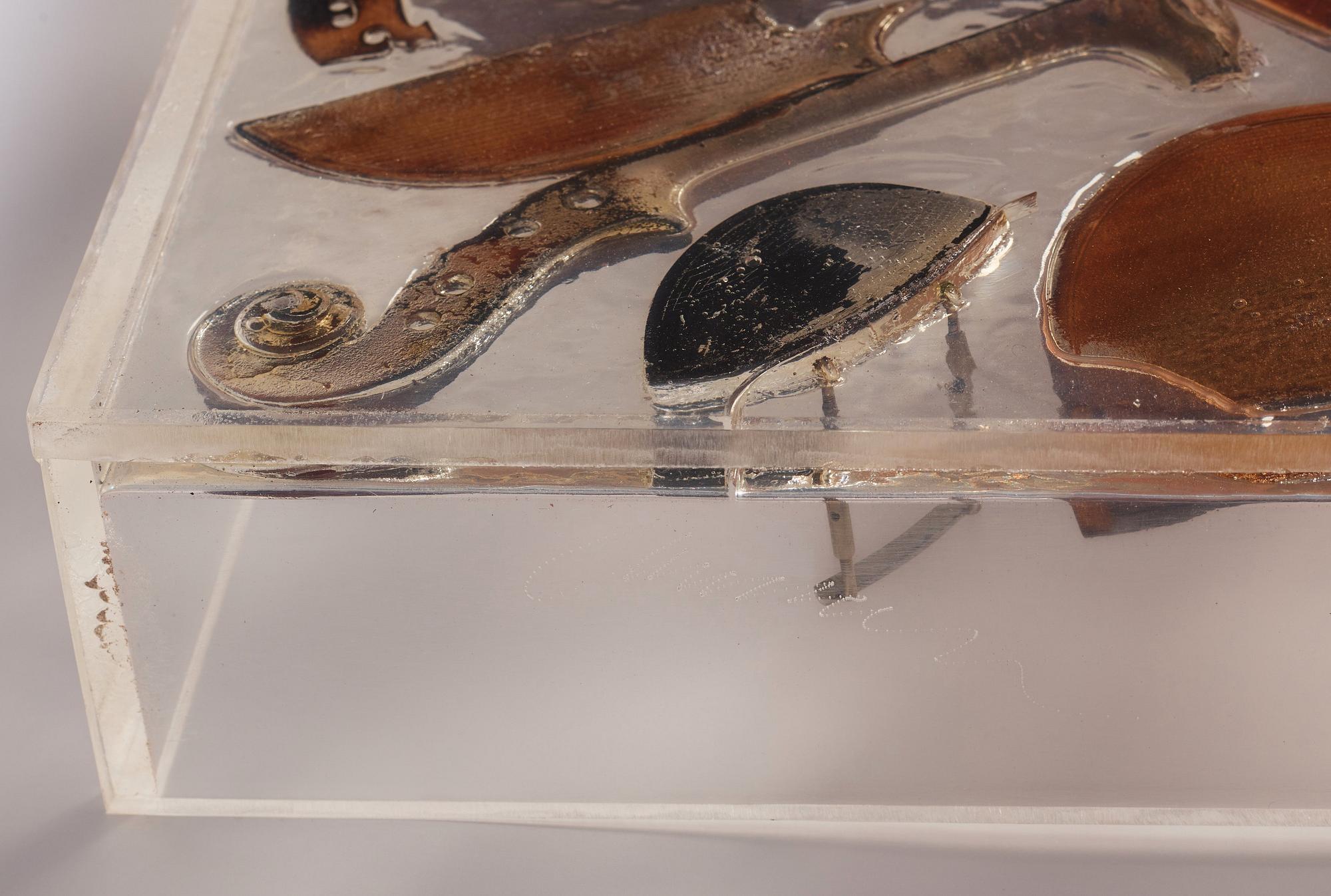 Arman (Armand Pierre Fernandez), Accumulation with violins.