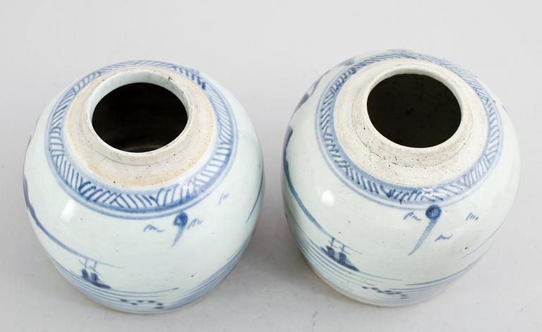 BOJANER, 2 st, Kina, sannolikt 1800-tal.