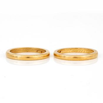 RINGAR, 2 st, Stockholm, 1920, 23K guld.