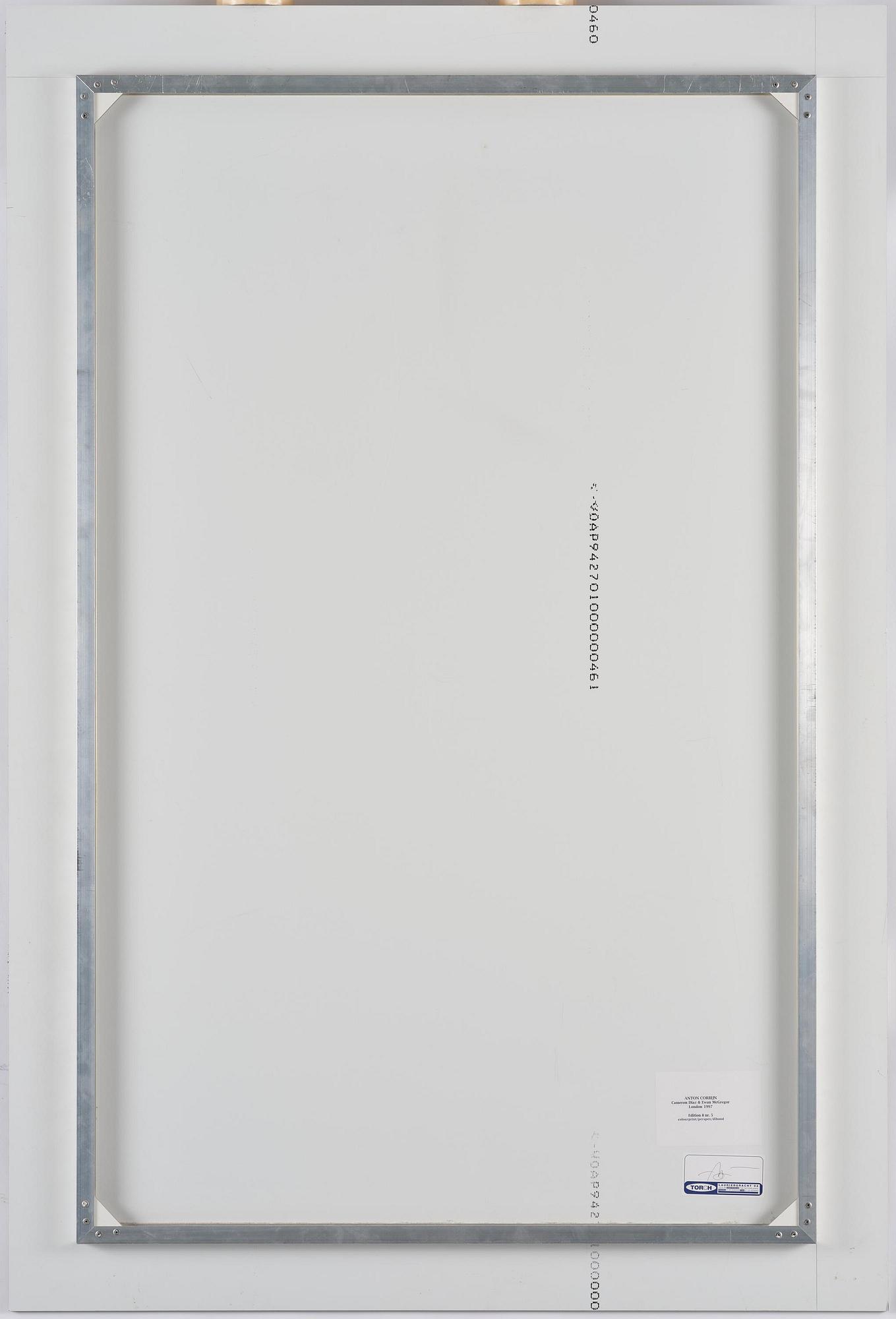 Anton Corbijn, "Cameron Diaz & Ewan McGregor, London", 1997.