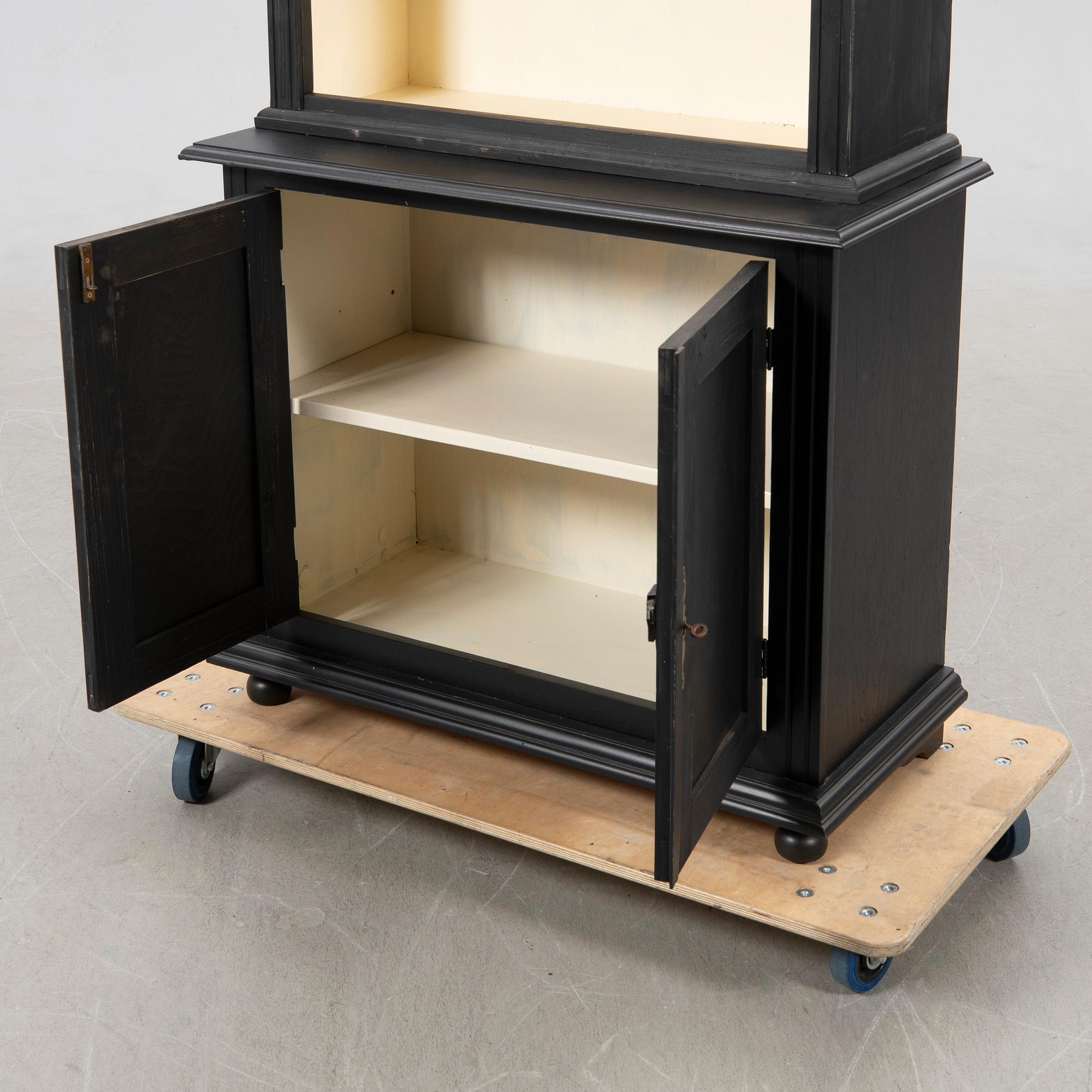 Bookcase, first half of the 20th century.