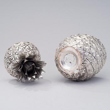 A MAURO MANETTI SIGNED 1960'S ICE BUCKET BY Fonderia d'Arte, Italy.