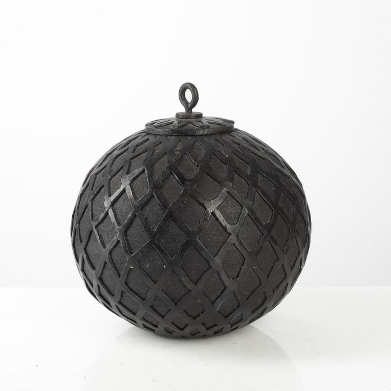 Anja Notini,  an urn with cover, own workshop, Saltsjö-Boo.