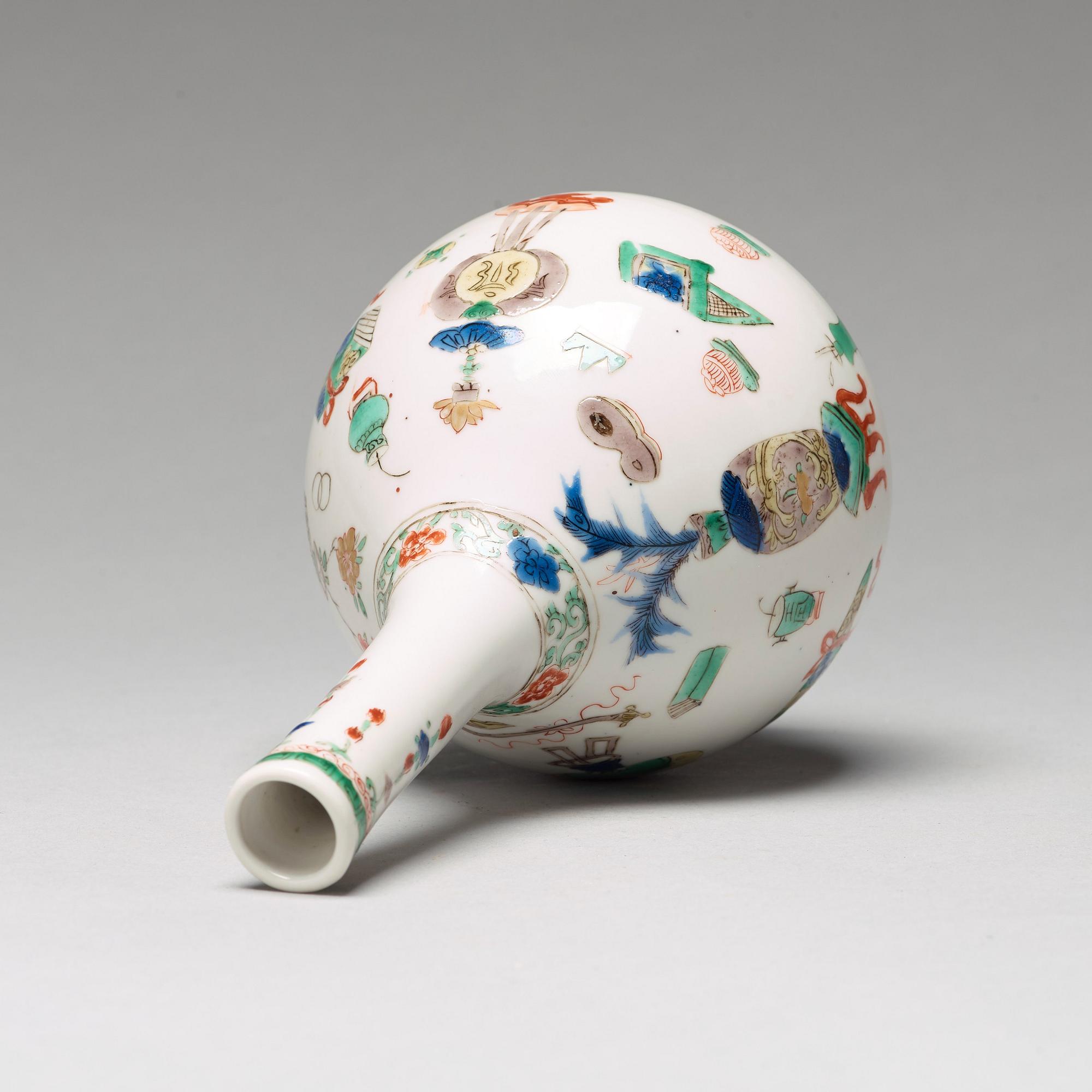 A famille verte vase, Qing dynasty, Kangxi (1662-1722).