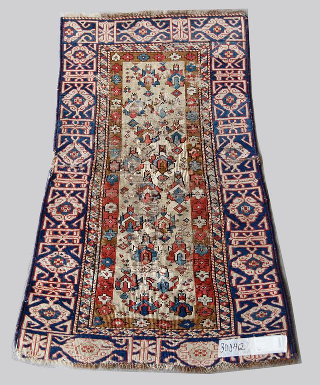 MATTA, kaukasisk, antik, 135 x 75.