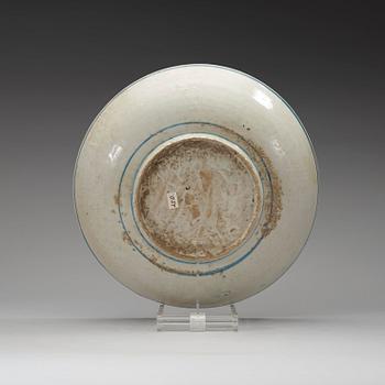 A blue and white charger, Ming dynasty, Wanli (1573-1619).