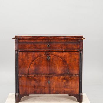 BYRÅ, senempire, 1800-talets mitt.
