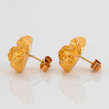 A pair of 18K gold Lapponia earrings "Ökenros" design Björn Weckström.