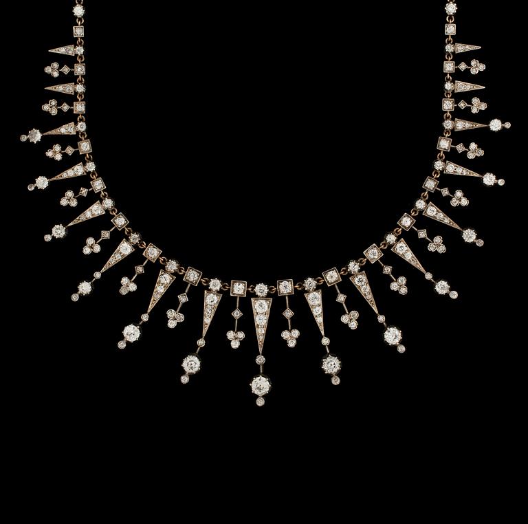 COLLIER, gammalslipade diamanter, tot. ca 10 ct. ca 1880.