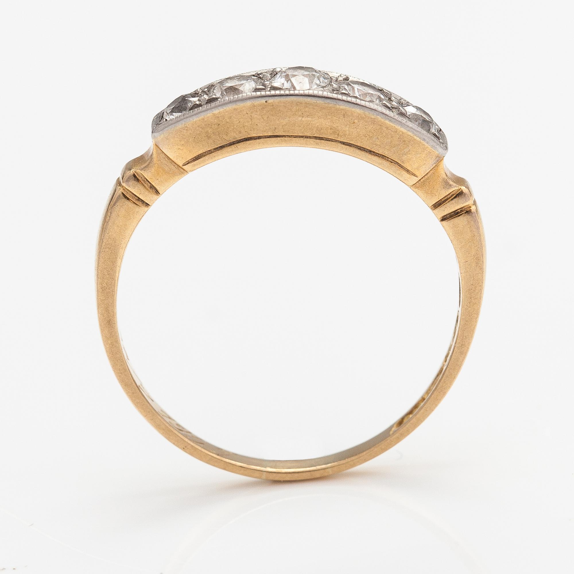 Georg Buchert, An 18K gold ring with old-cut diamonds ca. 0.34 ct in total. Helsinki 1951.
