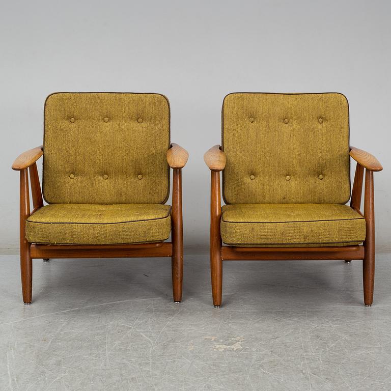 HANS J. WEGNER, fåtöljer, ett par, "GE-240"/"Cigarren", Getama, Danmark. 1950/60-tal.