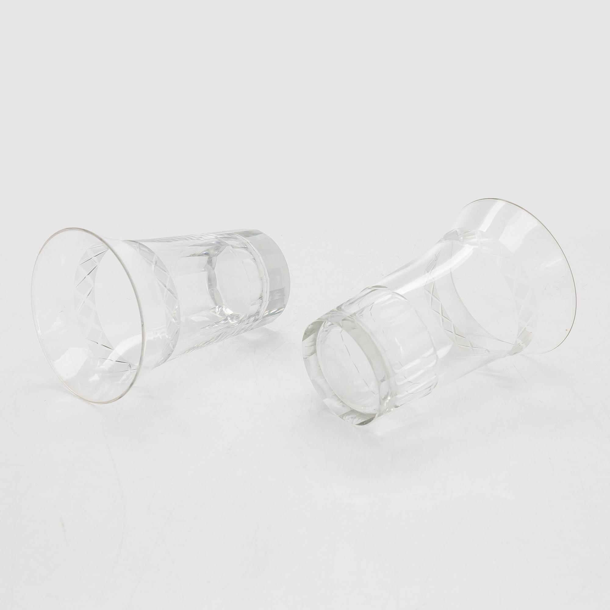 Glasservis, 85 st, "Antica" Nuutajärvi, Notsjö. I produktion 1900-1969.