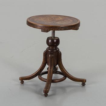 SNURRBAR PALL, 1900-talets första del.